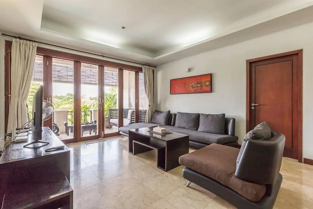Quiet Central Seminyak 2Bd 2 Bath And Walk To Eat St