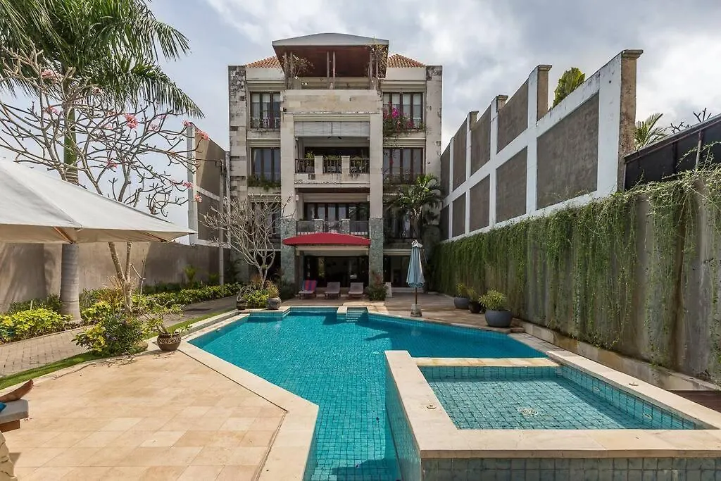 Quiet Central Seminyak 2Bd 2 Bath And Walk To Eat St 0*,
